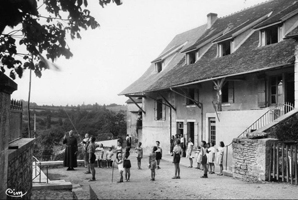 Culles les roches - Carte postale - Quartier des Courbonins